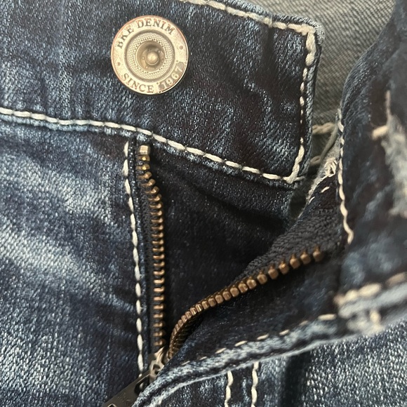 BKE•Straight Leg Alec Jeans - Picture 6 of 7